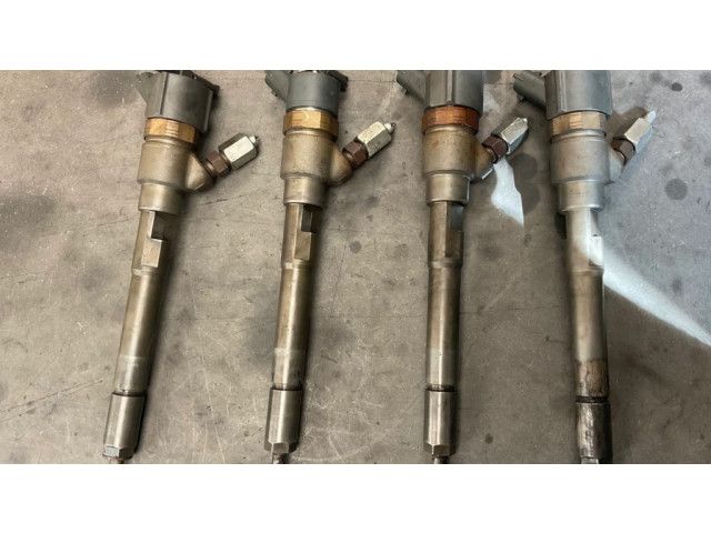 Vstřikovač 0445110258, 3380027400 Hyundai i30 pro naftový motor 0.2