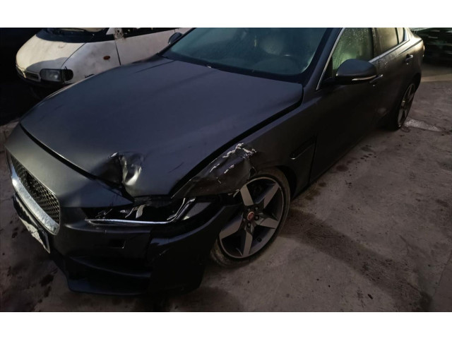 Интеркулер Jaguar XK - XKR