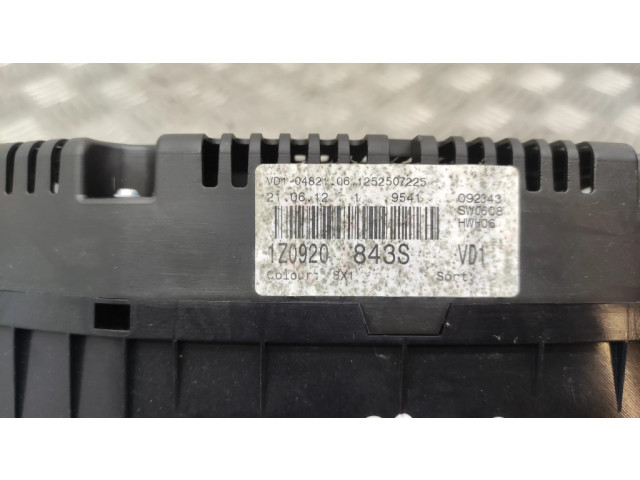 Панель приборов 1Z0920843S   Skoda Octavia Mk2 (1Z)       