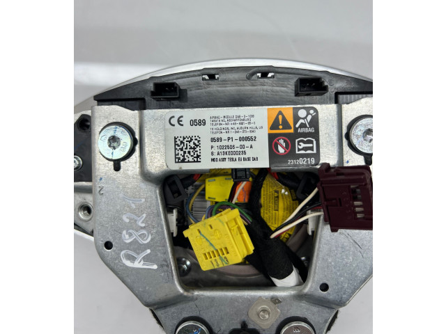Подушка безопасности водителя 0589P1000552, 23120219 Tesla Model S