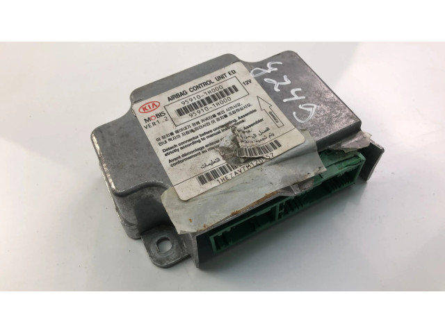 Блок управления 959101H000   KIA Ceed