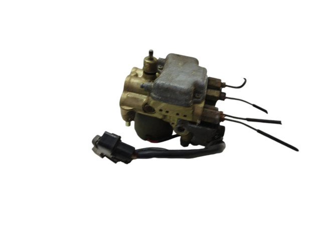 Блок АБС MR205236, 5701526 Mitsubishi Space Wagon 1992 - 1998 года