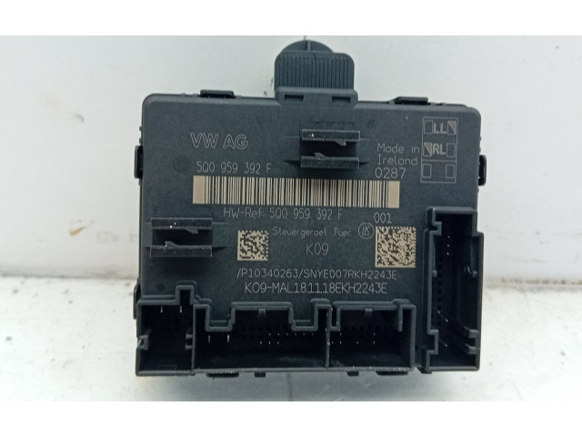 Блок управления 5Q0959392F Audi Q2 -