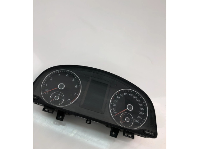 Панель приборов 2K5920876G   Volkswagen Caddy       