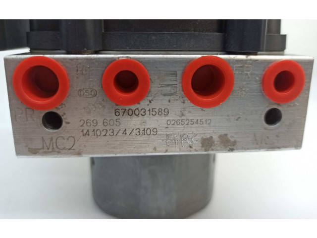 Блок АБС 670031589, 2265106516 Maserati Ghibli 2013 - года