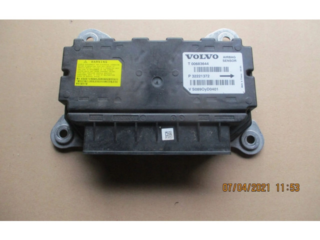 Блок подушек безопасности 625285300   Volvo XC90