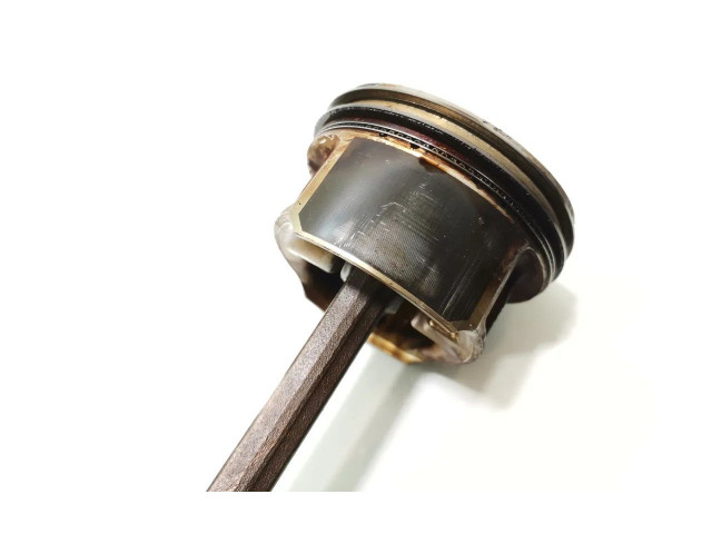 Píst Volkswagen Touareg I