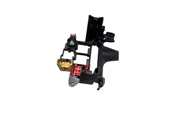 Блок предохранителей 8K1937503C Audi Q5 SQ5