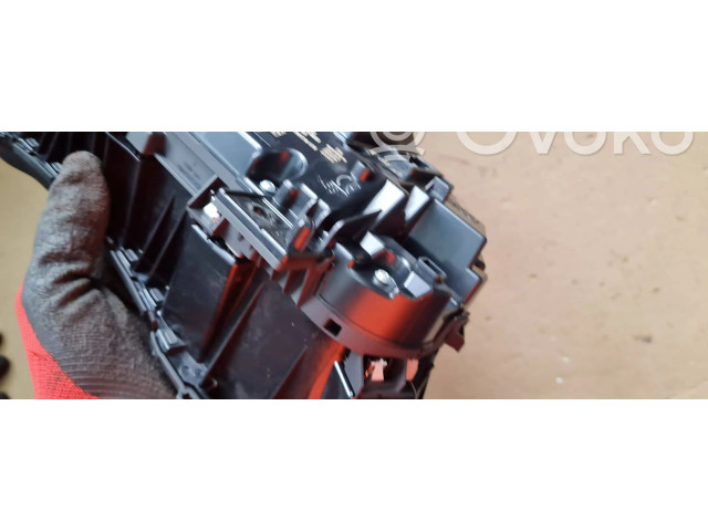 Панель приборов 83A920700B, 93992020   Audi Q3 F3       