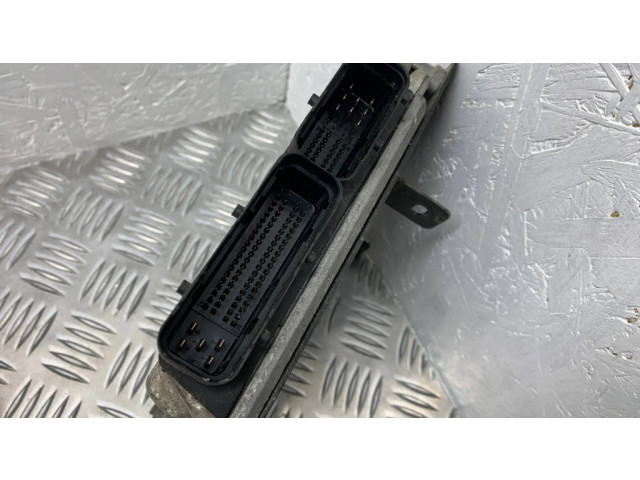 Řídící jednotka P04727661AD, 28SA5843 Chrysler Voyager 2001