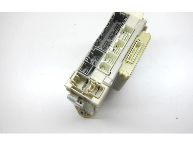 Pojistková skříňka 8273030B61, 8273030B61 Lexus GS 300 350 430 450H 2007