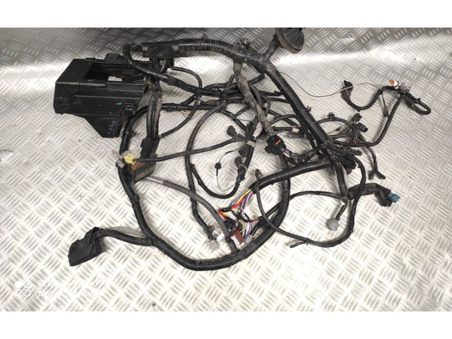 Блок предохранителей 284B9, 1HD0A Infiniti G37