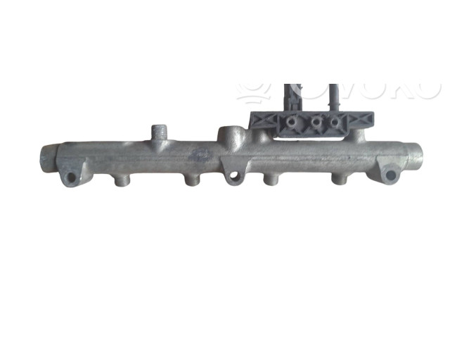 Топливная рампа 0445214017, 0167381   Citroen C8  