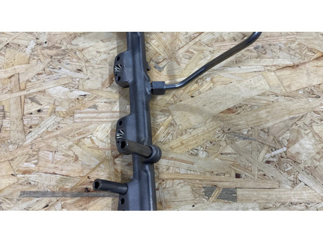 Vstřikovací lišta 8694198 BMW 5 G30 G31 pro benzínový / Электричество motor 2.0 B48 B48