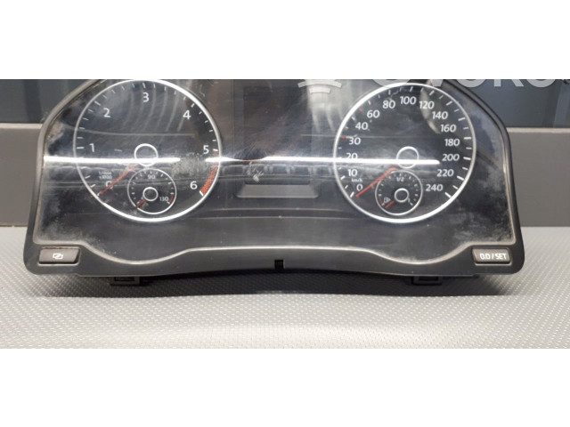 Панель приборов 5M0920871A Volkswagen Golf Plus