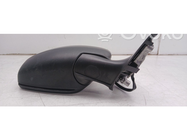 Зеркало электрическое Skoda Fabia Mk2 (5J) 2007 - 2014 года