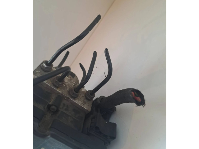 Блок АБС 2K0907379A, 00009496E2 Volkswagen Caddy 2004 - 2010 года