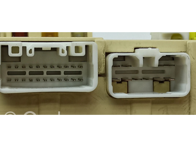 Блок предохранителей 8273050100, 0J210474   Lexus LS 430    