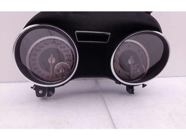 Přístrojová deska  Mercedes-Benz GLA W156 2015 A1569004802, 0263698199  