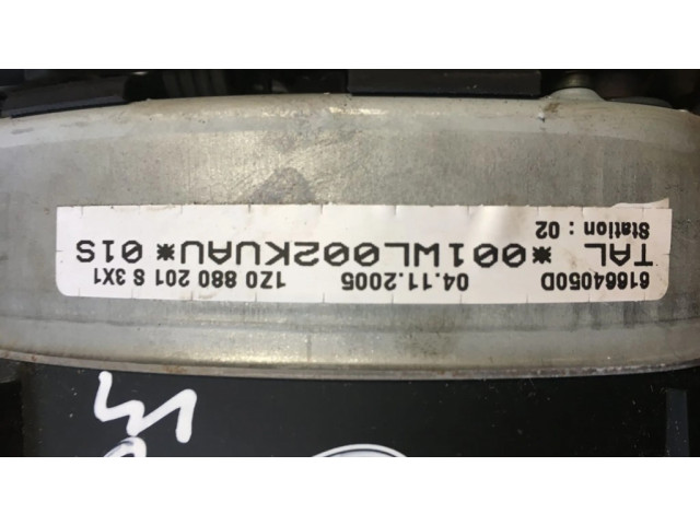 Подушка безопасности водителя 61664050D, 1Z0880201S3X1   Skoda Octavia Mk2 (1Z)
