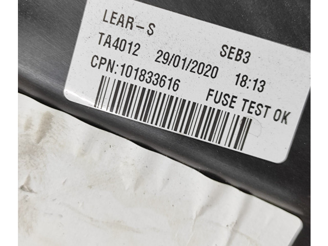 Блок предохранителей  31398000, 31398001   Volvo XC90    