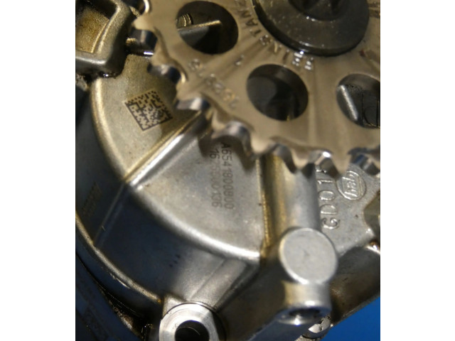 Масляный насос A6541800900 Mercedes-Benz E W213