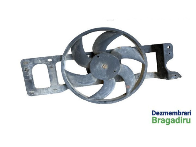 Вентилятор радиатора     8200277810    Dacia Logan I 