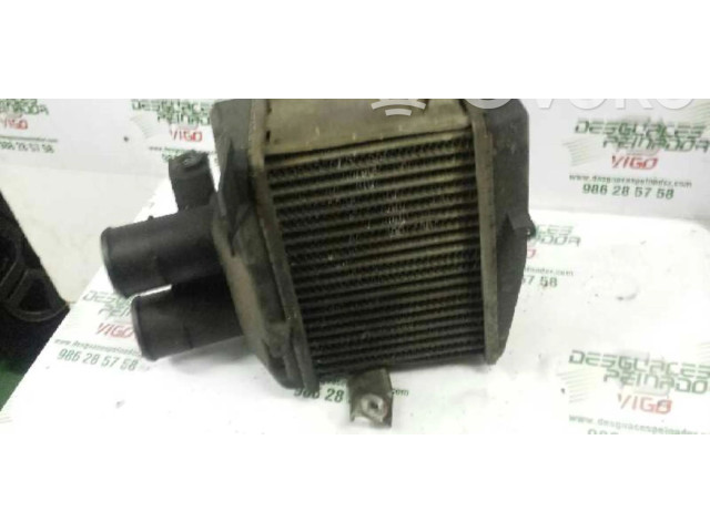 Интеркулер Mitsubishi Carisma