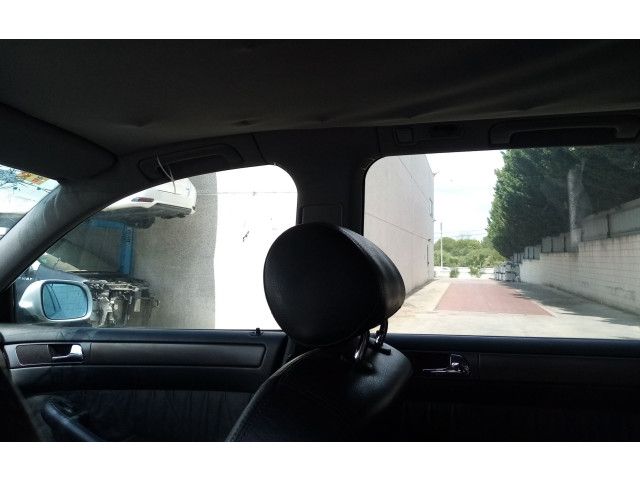 Боковая подушка безопасности    Audi A6 S6 C5 4B