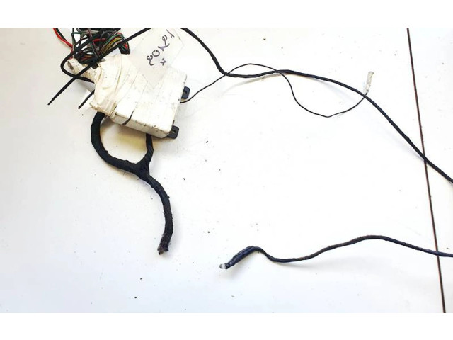 Блок управления Mazda Premacy