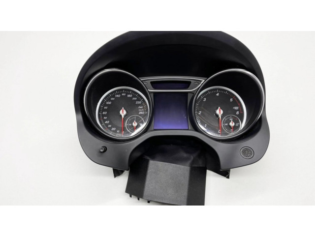 Přístrojová deska Mercedes-Benz GLA W156 2019 A1569005304, 0263698343