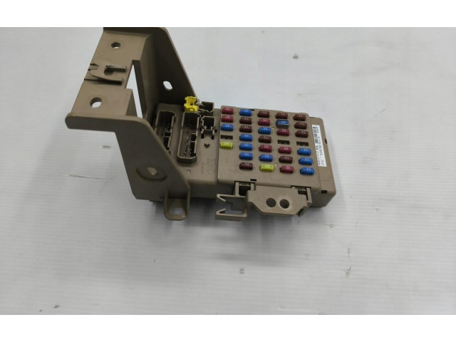 Блок предохранителей  82201FJ110   Subaru Forester SJ    