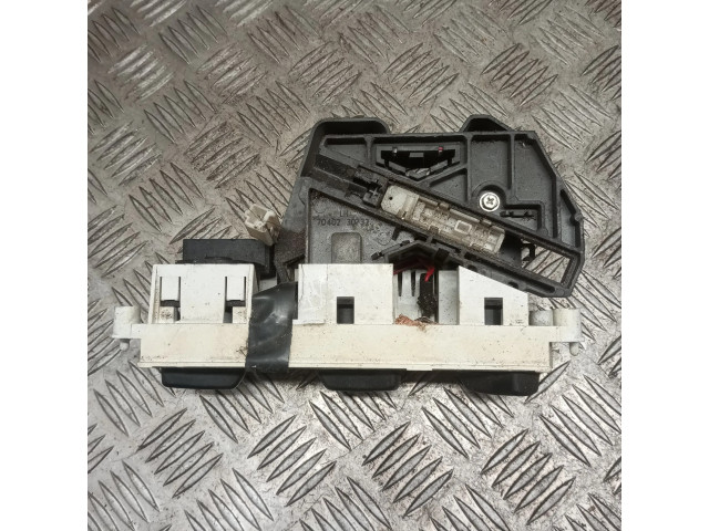 Блок управления климат-контролем    Nissan Primera