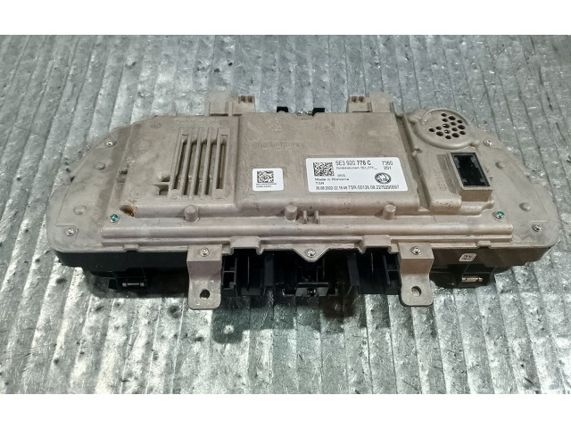 Панель приборов 5E3920770C Skoda Octavia Mk4