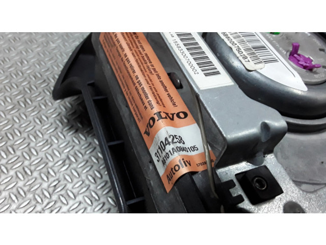 Подушка безопасности водителя 8684179 Volvo V70