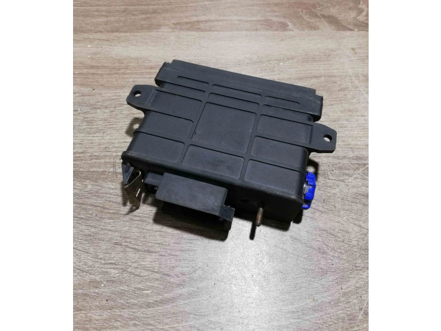 Řídící jednotka 5DA00477303, 811907397A Audi 100 200 5000 C3 1982