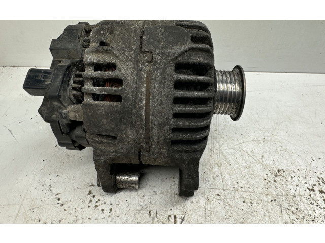 Генератор 03C903023D, 0124325128 Skoda Octavia Mk2 (1Z)