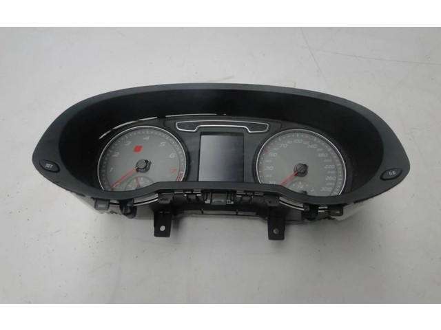 Панель приборов 8U0920940F, 8U0920940F Audi RS Q3