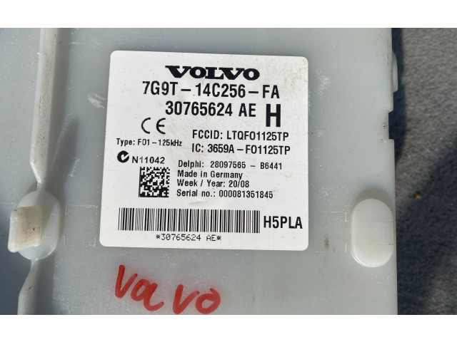 Блок предохранителей 30765624AE, 7G9T14C256FA Volvo V70