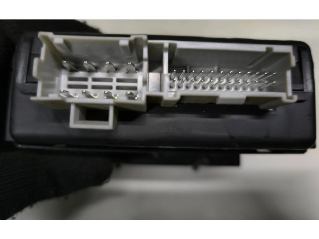 Блок комфорта 22787940, 28299560 Chevrolet Captiva