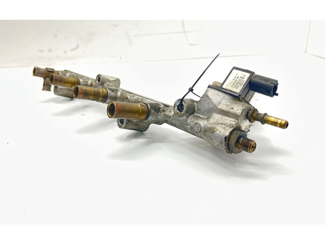 Топливная рампа 0261555016   Alfa Romeo GT   для двигателя 937A1000