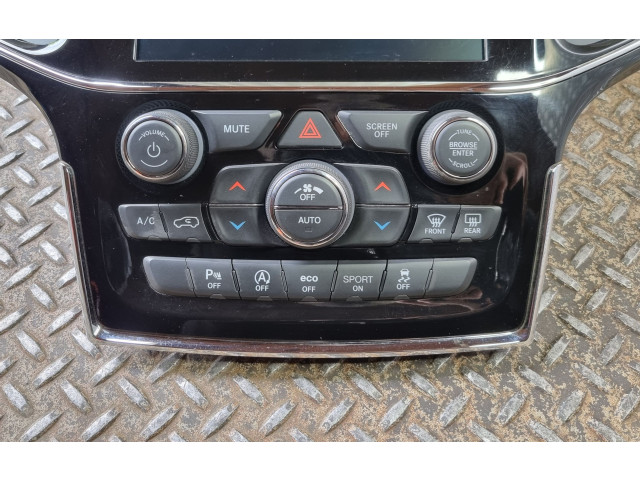 Дисплей 68388550AC, P68388550AC Jeep Grand Cherokee