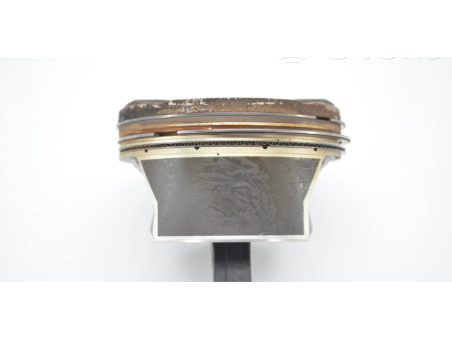 Píst Mercedes-Benz SL R231 pro benzínový motor 3.0 276825