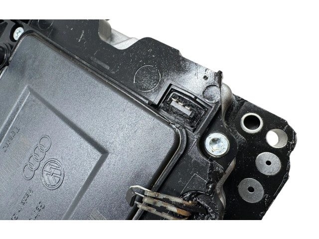 Блок управления коробкой передач 02E927770AE   Skoda Octavia Mk2 (1Z)