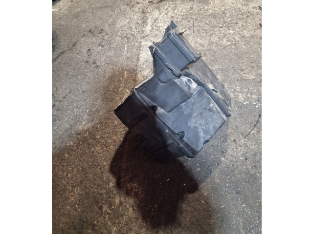 Pojistková skříňka 7E0907300A Volkswagen Transporter - Caravelle T6 2016