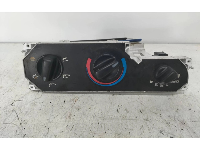 Блок управления климат-контролем    Honda HR-V