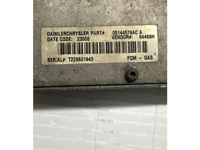 Зеркало (механическое)       Chrysler Voyager  2001 - 2004 года   