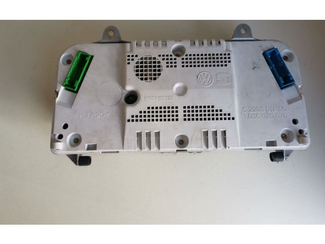Панель приборов 5220301800, 1036025070   Volkswagen Lupo       