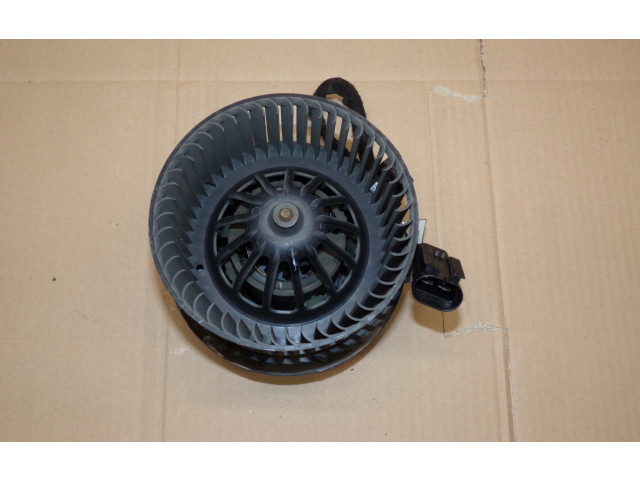 Вентилятор печки       Dacia Sandero