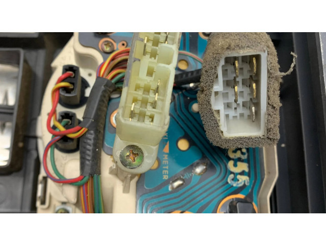 Панель приборов MB716924, 69326400 Mitsubishi Pajero